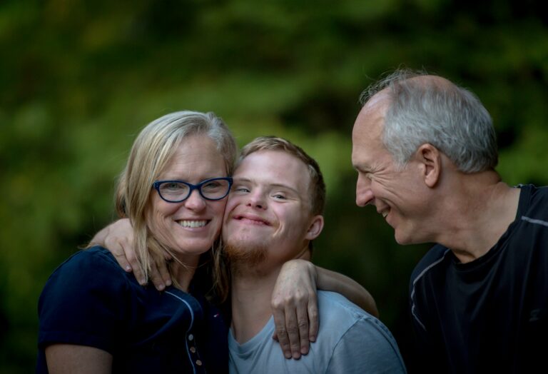 Encore Caregivers Spouští Nový Web pro Rodiny s Péčí